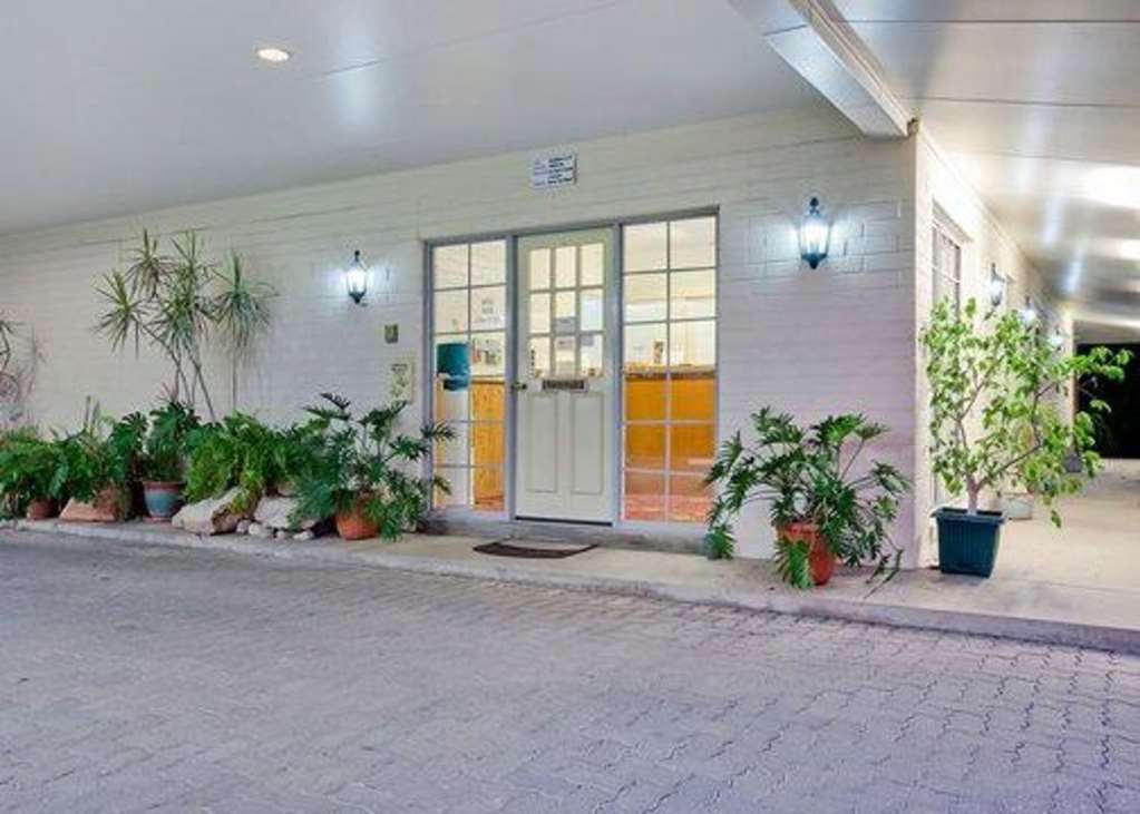 Pioneer Motel グンディウィンディ エクステリア 写真