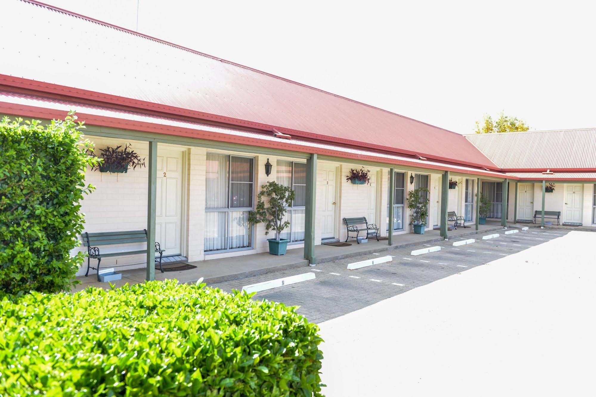 Pioneer Motel グンディウィンディ エクステリア 写真